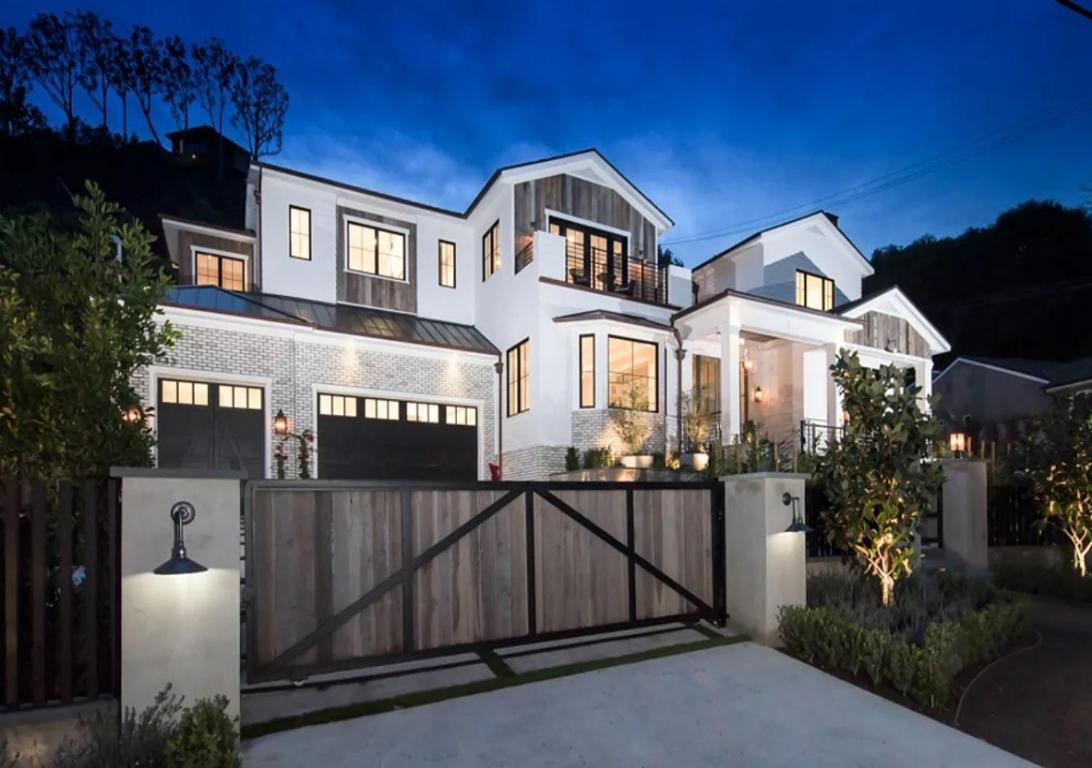 Mandeville Canyon Apartment *