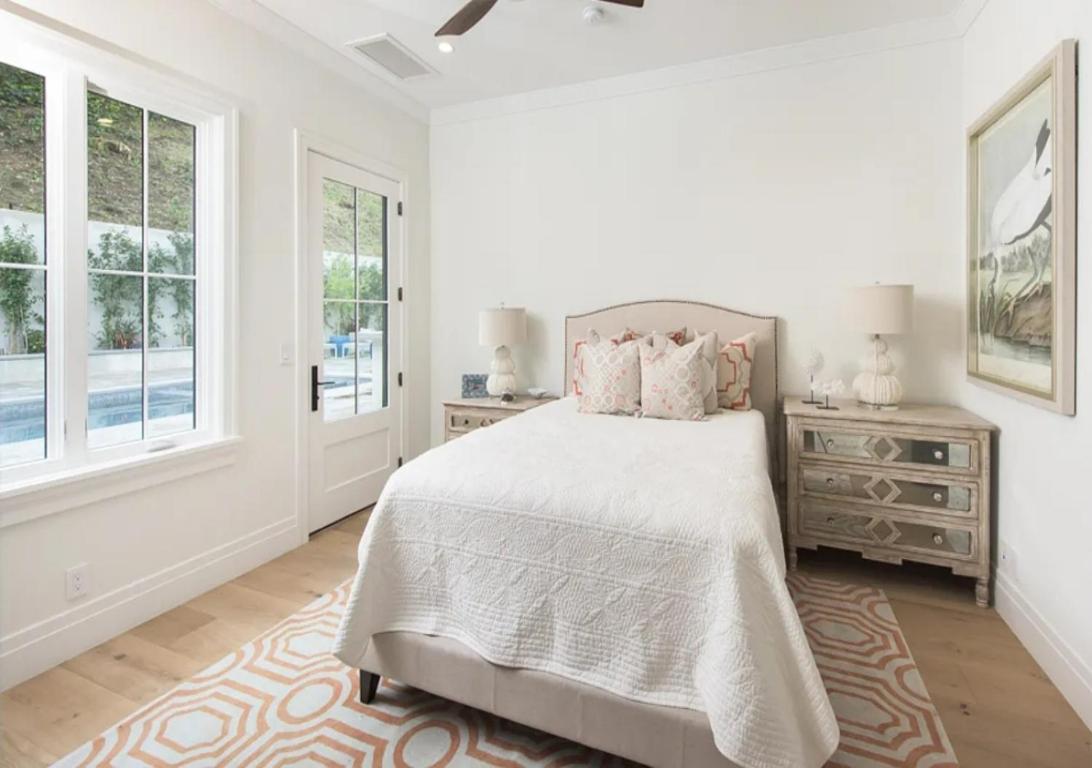 Mandeville Canyon Apartment